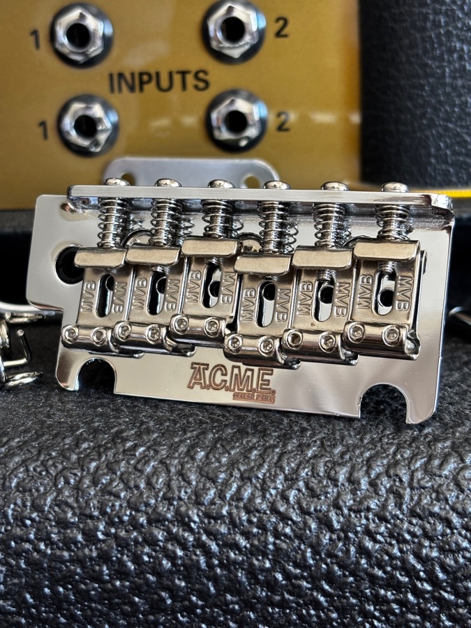 Puente Stratocaster 2 Pivotes — foto 1 de 4, A.C.M.E. Guitar Parts