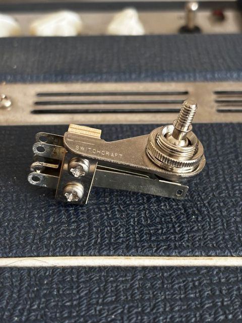 Selectora Switchcraft angular