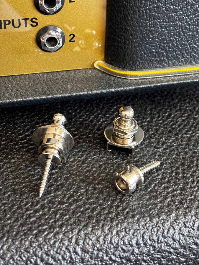 Straplocks Cromados — foto 1 de 1, A.C.M.E. Guitar Parts